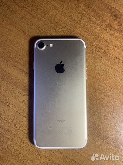 iPhone 7, 32 ГБ