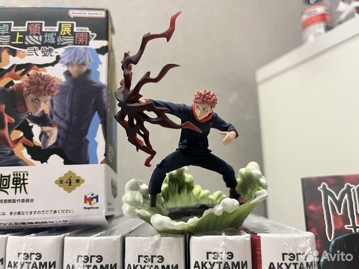 Магическая битва. Манга и фигурки