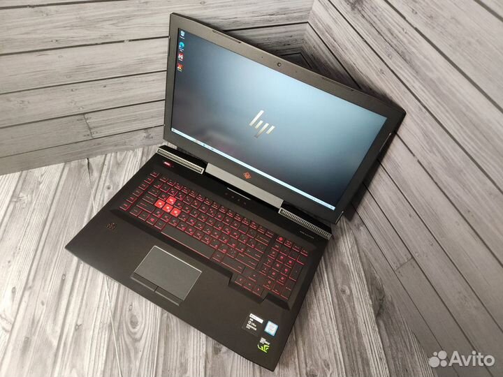 HP omen 17-an014tx (I7 / GTX 1070 8GB / 17.3)