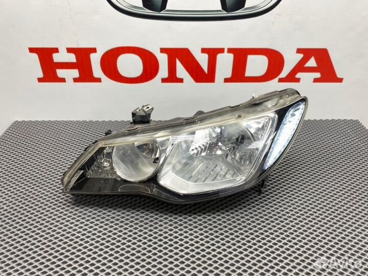 Фара галогеновая левая Honda Civic FD(4Д)