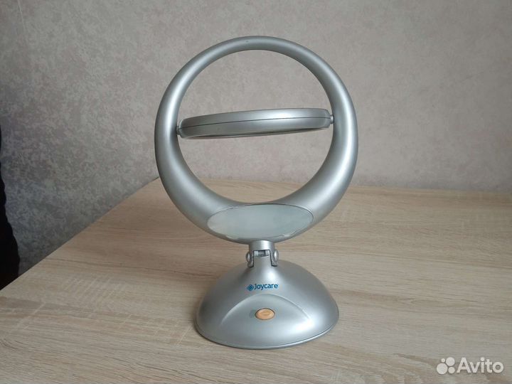 Зеркало для макияжа с подсветкой