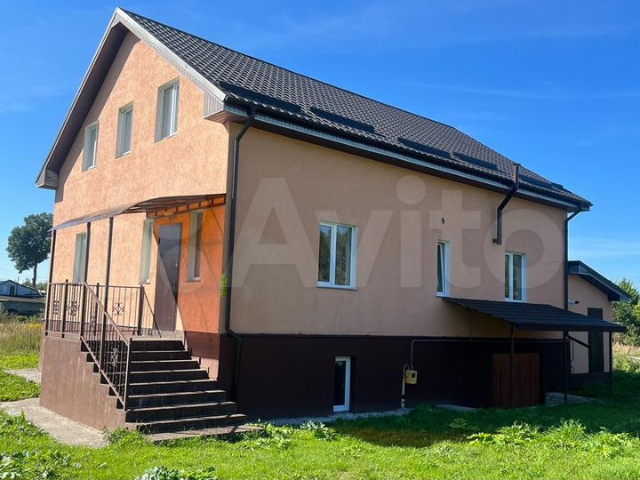 Дом 300 м² на участке 17 сот.