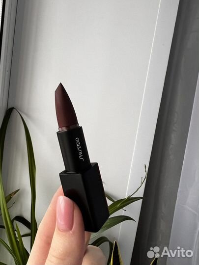 Shiseido помада