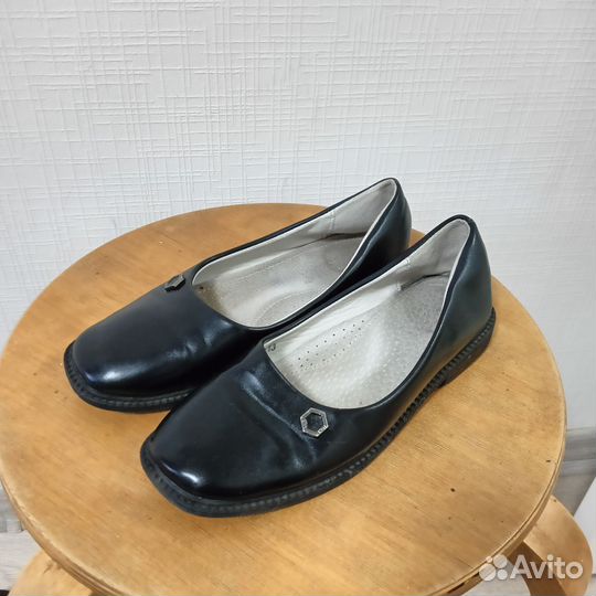 Туфли на девочку 34 размер