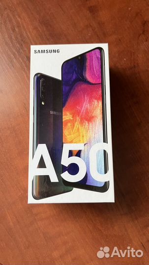 Samsung Galaxy A50, 4/64 ГБ