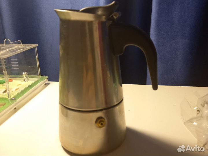 Гейзерная кофеварка для электрической плитки