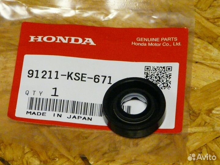 Сальник помпы Honda 91211-KSE-671