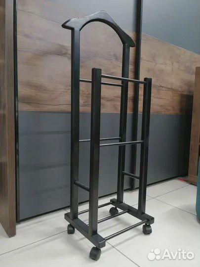 Прикроватная вешалка