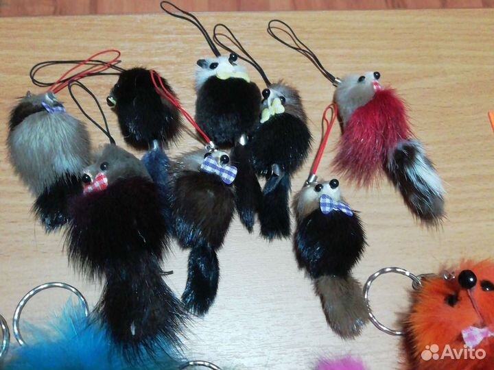 Брелок для ключей из натурального меха