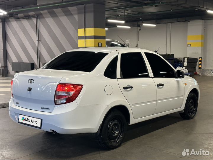 LADA Granta 1.6 МТ, 2013, 71 401 км