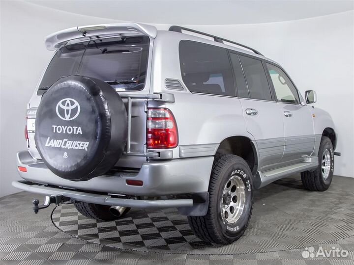 Toyota Land Cruiser, 2004