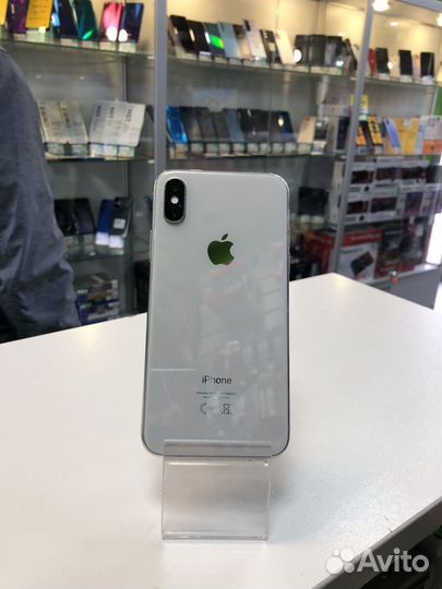 iPhone X, 64 ГБ
