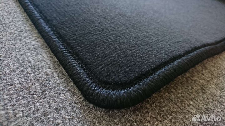 Тканевые автоковрики для Nissan Skyline R32