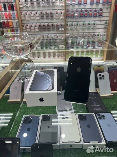 iPhone Xr, 128 ГБ