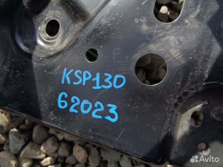 Подставка под аккумулятор Toyota Vitz KSP130