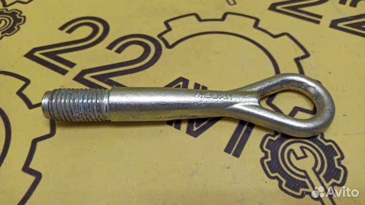 Крюк буксировочный Nissan Dualis J10 MR20DE