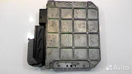 Блок управления двигателем toyota RAV 4 ZSA3 (69D0