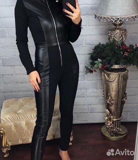 Комбинезон брючный с кожанными вставками