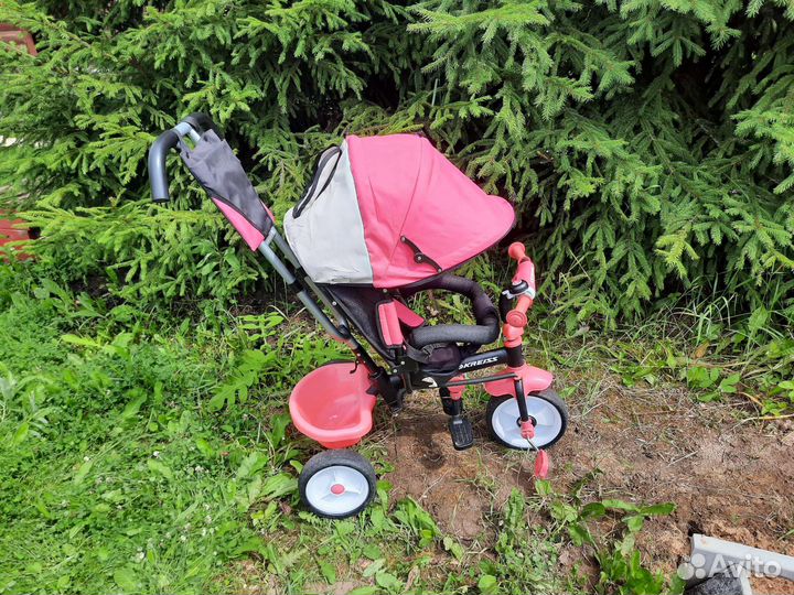 Велосипед трёхколёсный