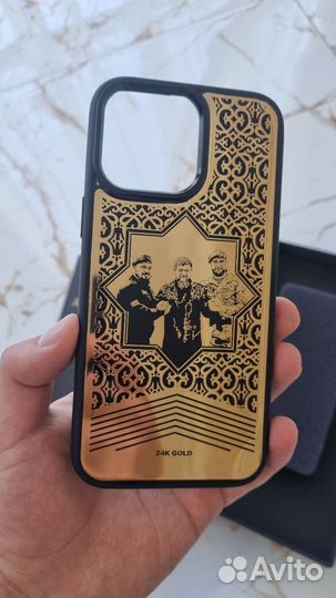 Позолоченные чехлы на Айфоны