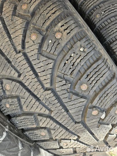 Nokian Tyres Hakkapeliitta Sport Utility 235/65 R17