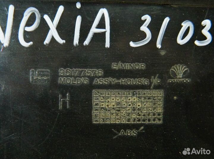 Рамка приборной панели Daewoo Nexia N100