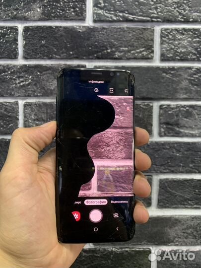 Samsung Galaxy S8, 4/64 ГБ