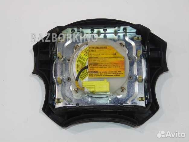 Подушка безопасности в руль