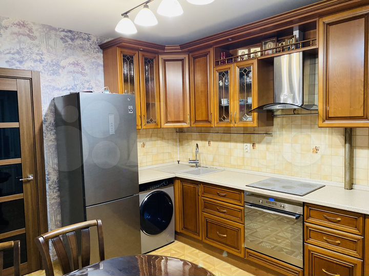 2-к. квартира, 63,8 м², 6/16 эт.