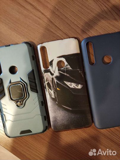 Чехлы на телефон