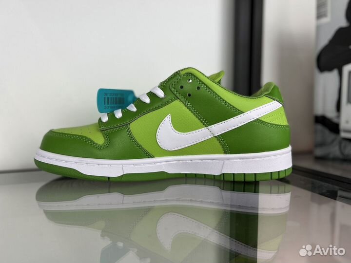 Кроссовки Nike Dunk Low 
