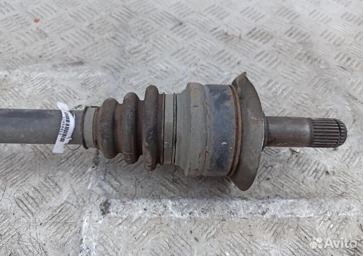 Полуось задняя (разное) BMW 5-Series