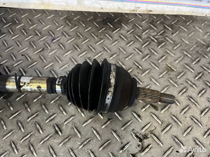 Привод передний правый Renault Laguna 1 2.0 F4R