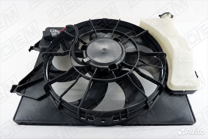 Диффузор c вентилятором Hyundai Solaris 2 2017