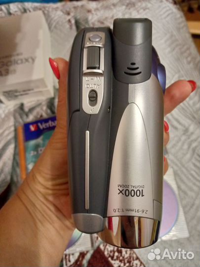 Видеокамера canon