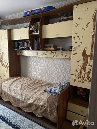 Мебель в детскую комнату