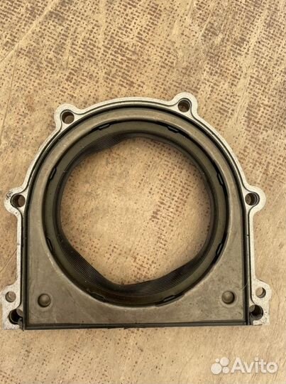 Задний сальник коленвала Мерседес 906