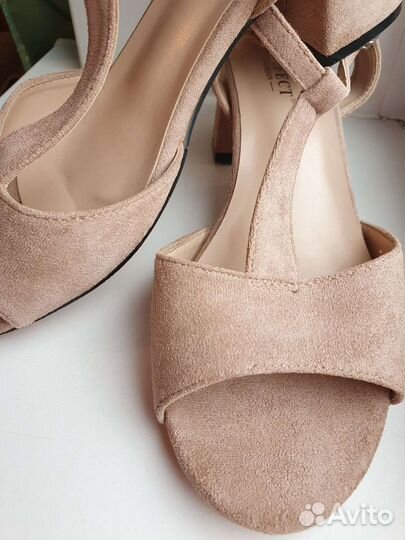 Босоножки женские 38 размер