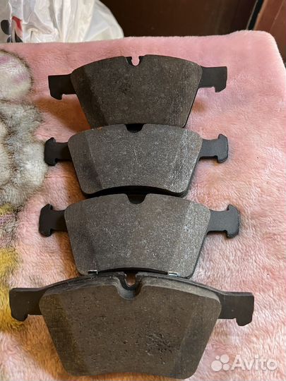 Тормозные колодки перед Mersedes ML, GL