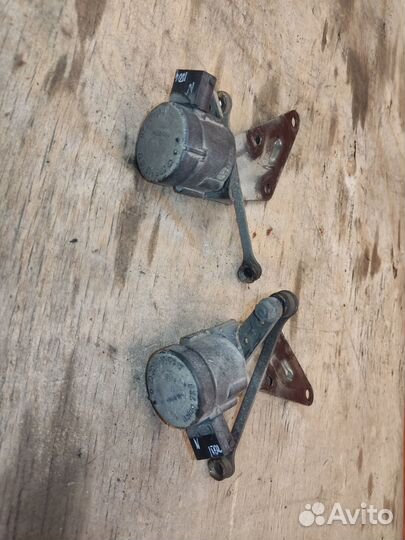 Датчик положения кузова Mercedes-Benz W638