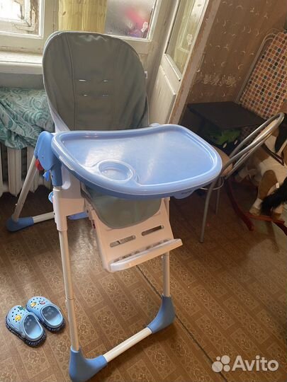 Детский стульчик для кормления