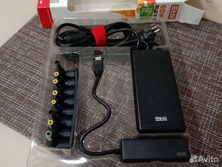 Адаптер для ноутбука универсальный 65W
