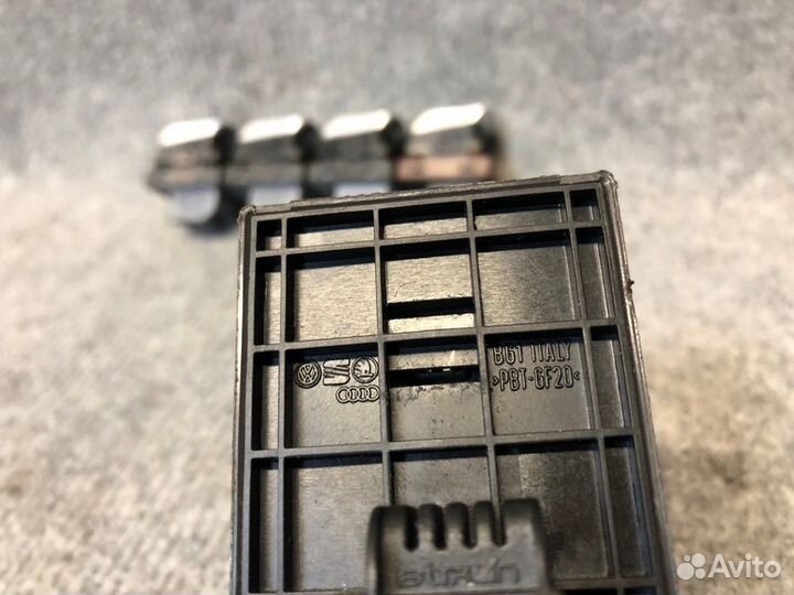 Блок управления стеклоподъемниками Audi A4 B8 cjeb