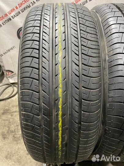 Yokohama dB Decibel E70 215/55 R17 94V