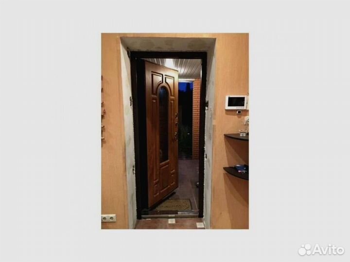 Входная дверь Заводские Двери Термо Лацио