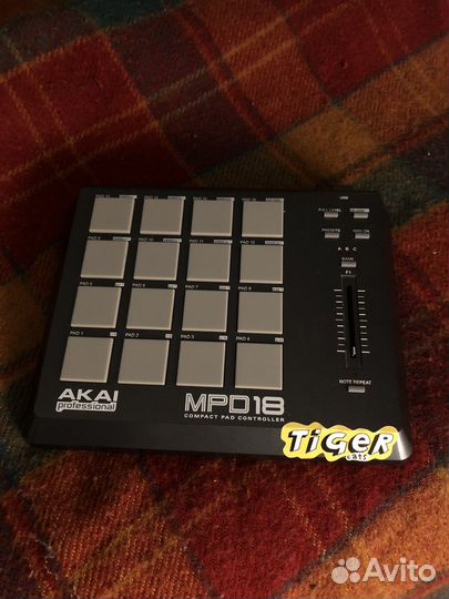 Akai mpd18