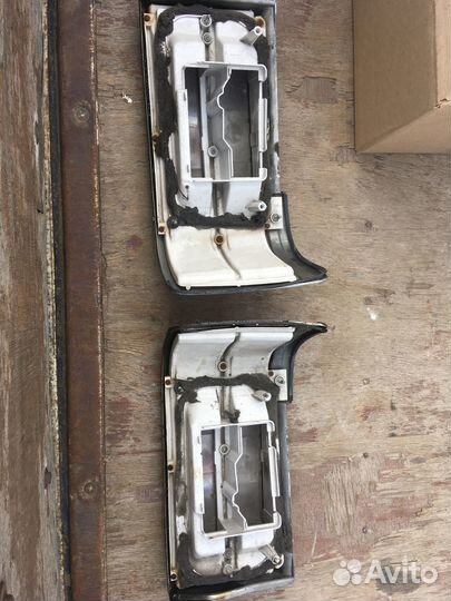 Задние фары на toyota camry