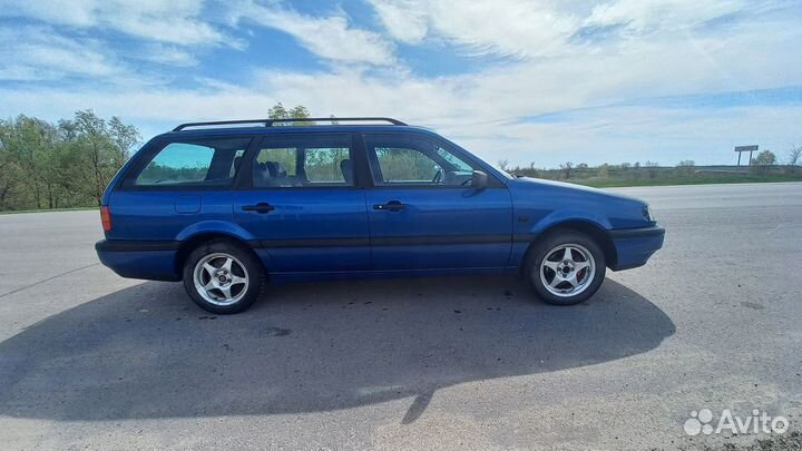 Volkswagen Passat 1.8 МТ, 1994, 368 239 км