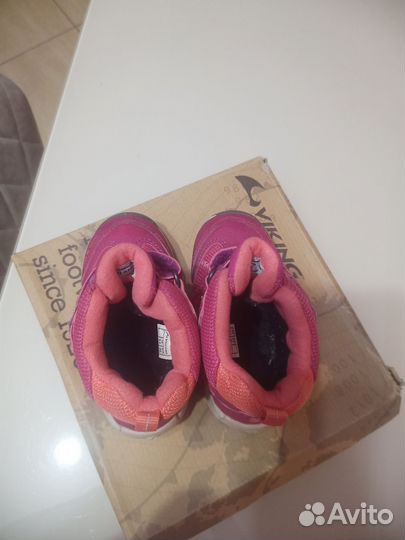 Ботинки зимние Viking для девочки 22 размер