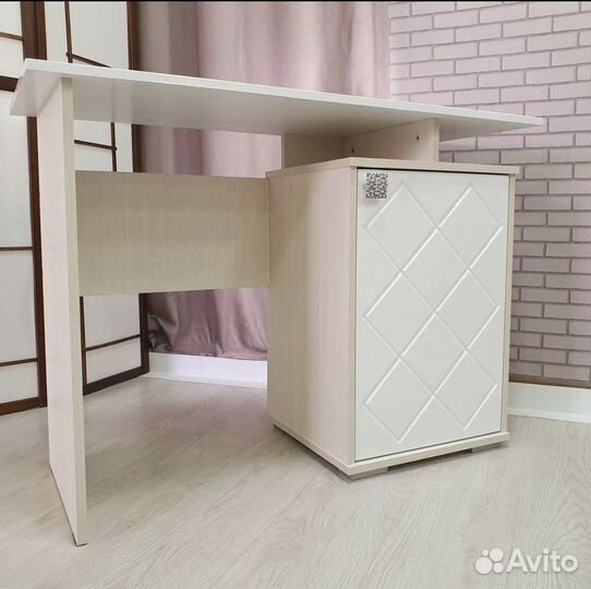 Стол макияжный Сальма стм 021